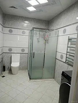 Satılır 4 otaqlı mənzil 149 m²