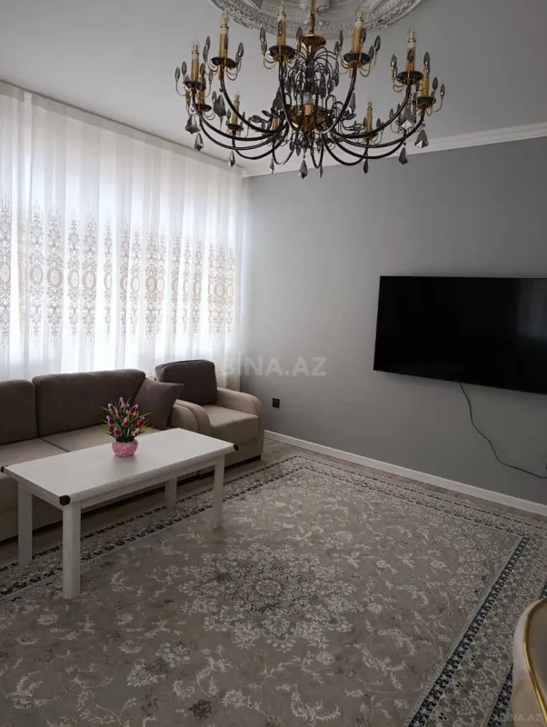 Satılır 4 otaqlı mənzil 149 m²