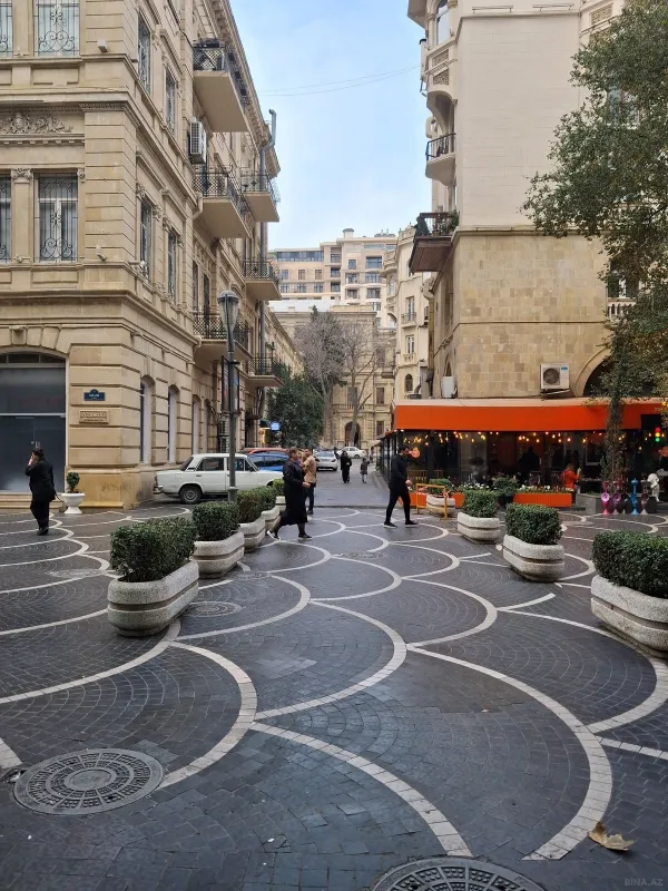 Satılır 1 otaqlı mənzil 37 m²