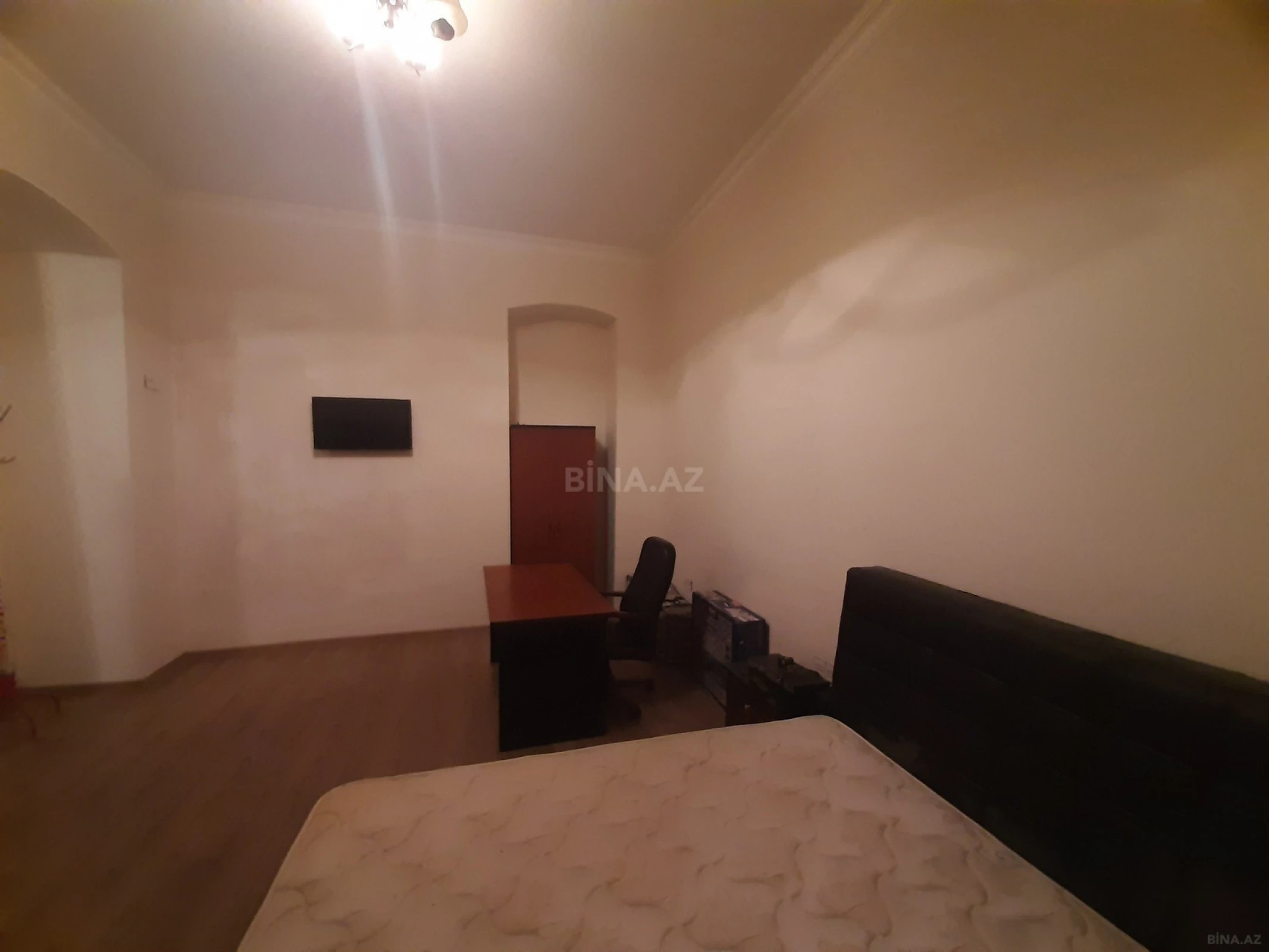 Satılır 1 otaqlı mənzil 37 m²