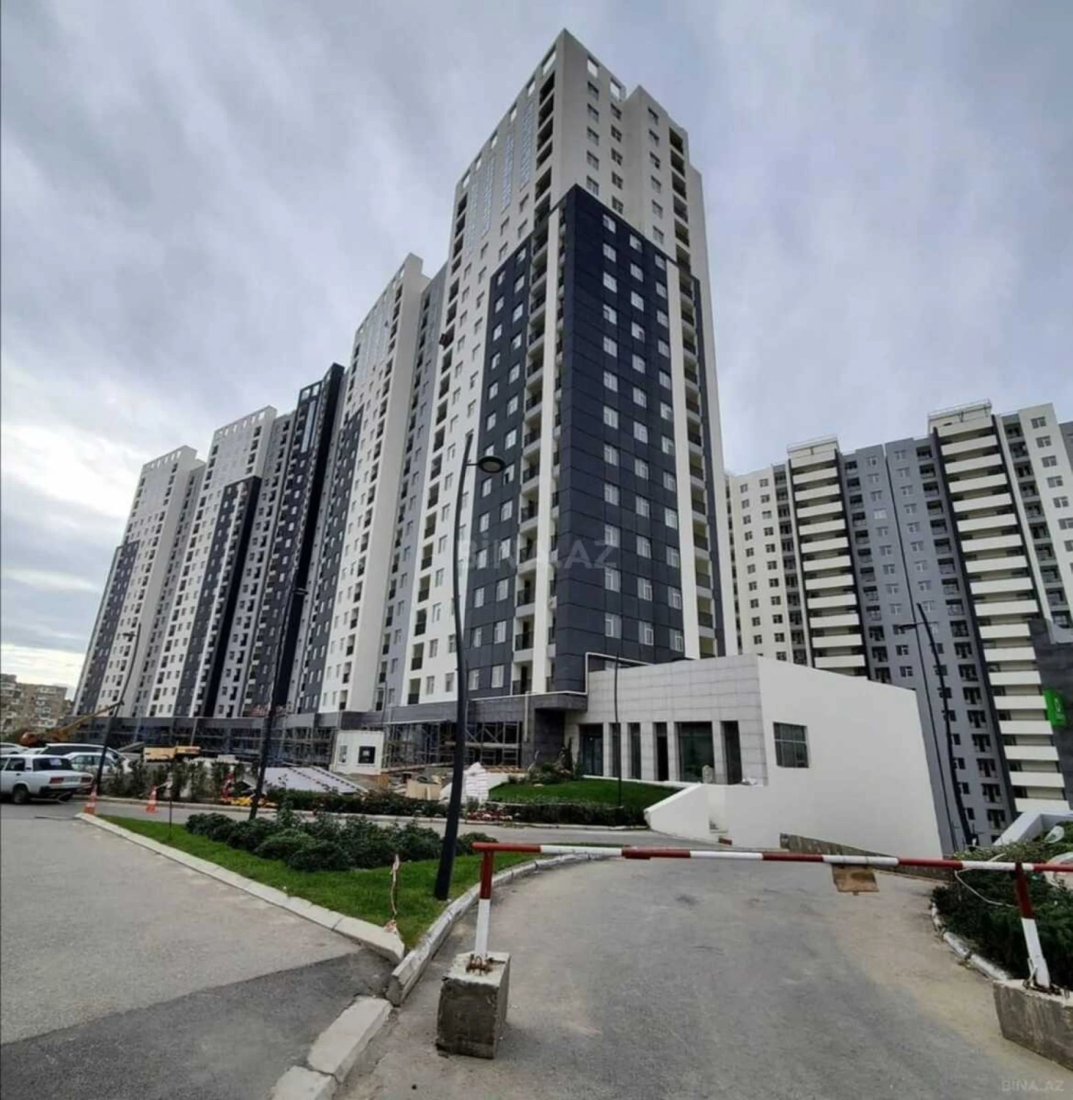 Satılır 3 otaqlı mənzil 80 m²