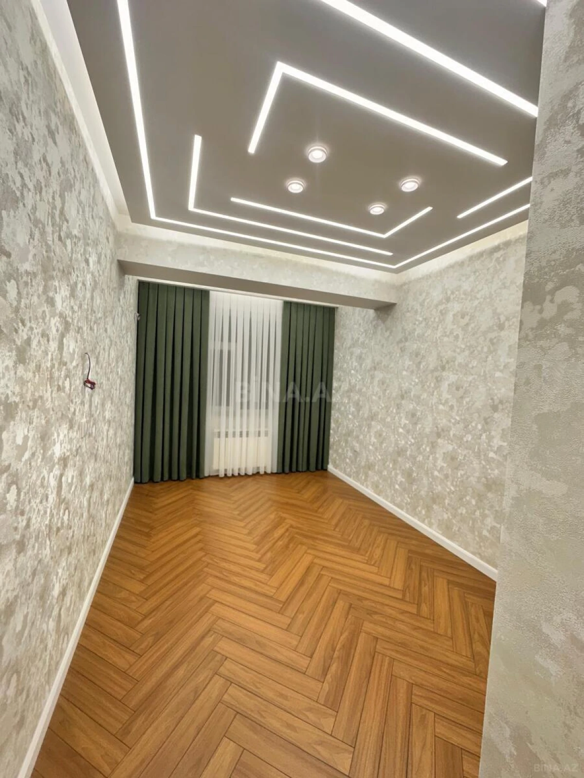 Satılır 3 otaqlı mənzil 80 m²