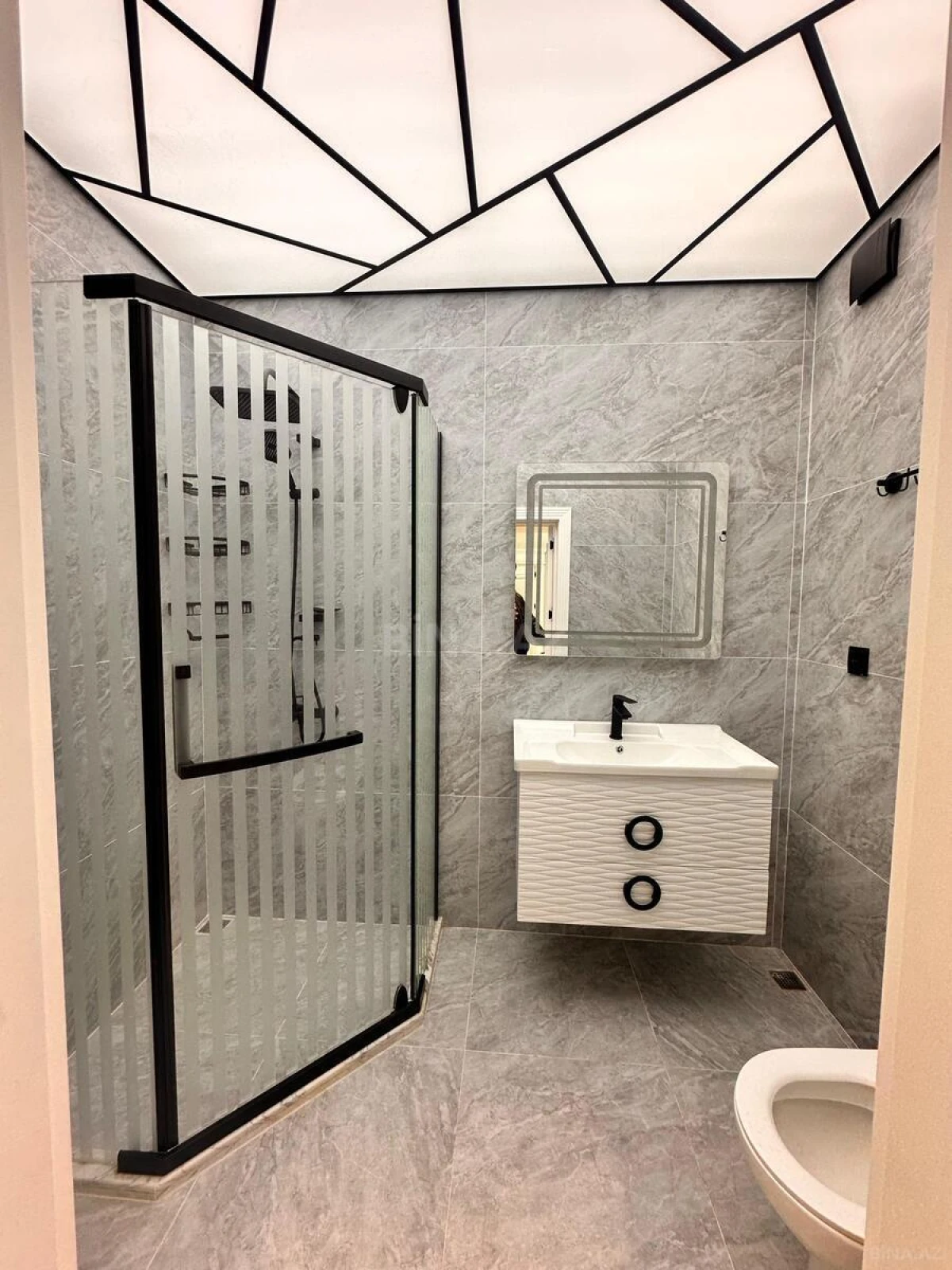 Satılır 3 otaqlı mənzil 80 m²