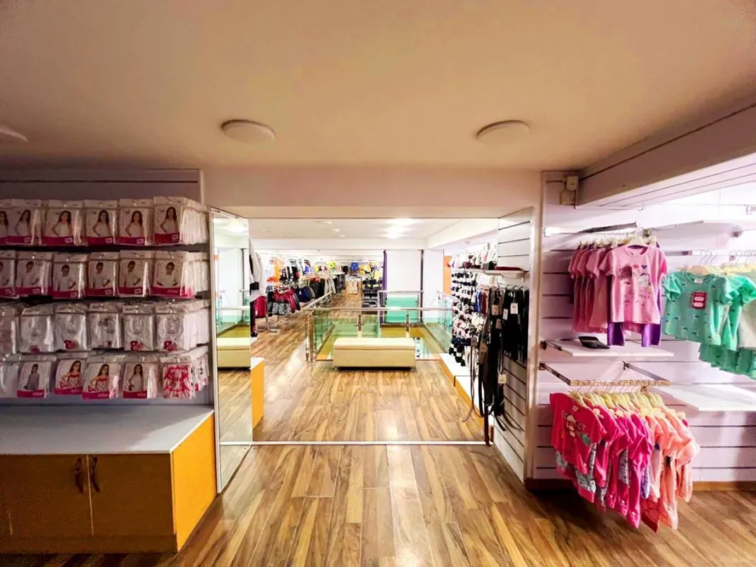 Kirayə verilir obyekt 390 m²