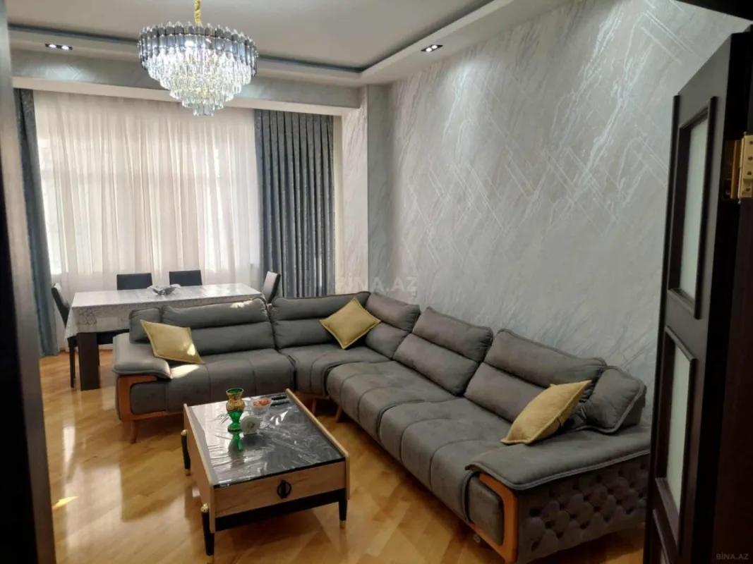 Satılır 3 otaqlı mənzil 118 m²