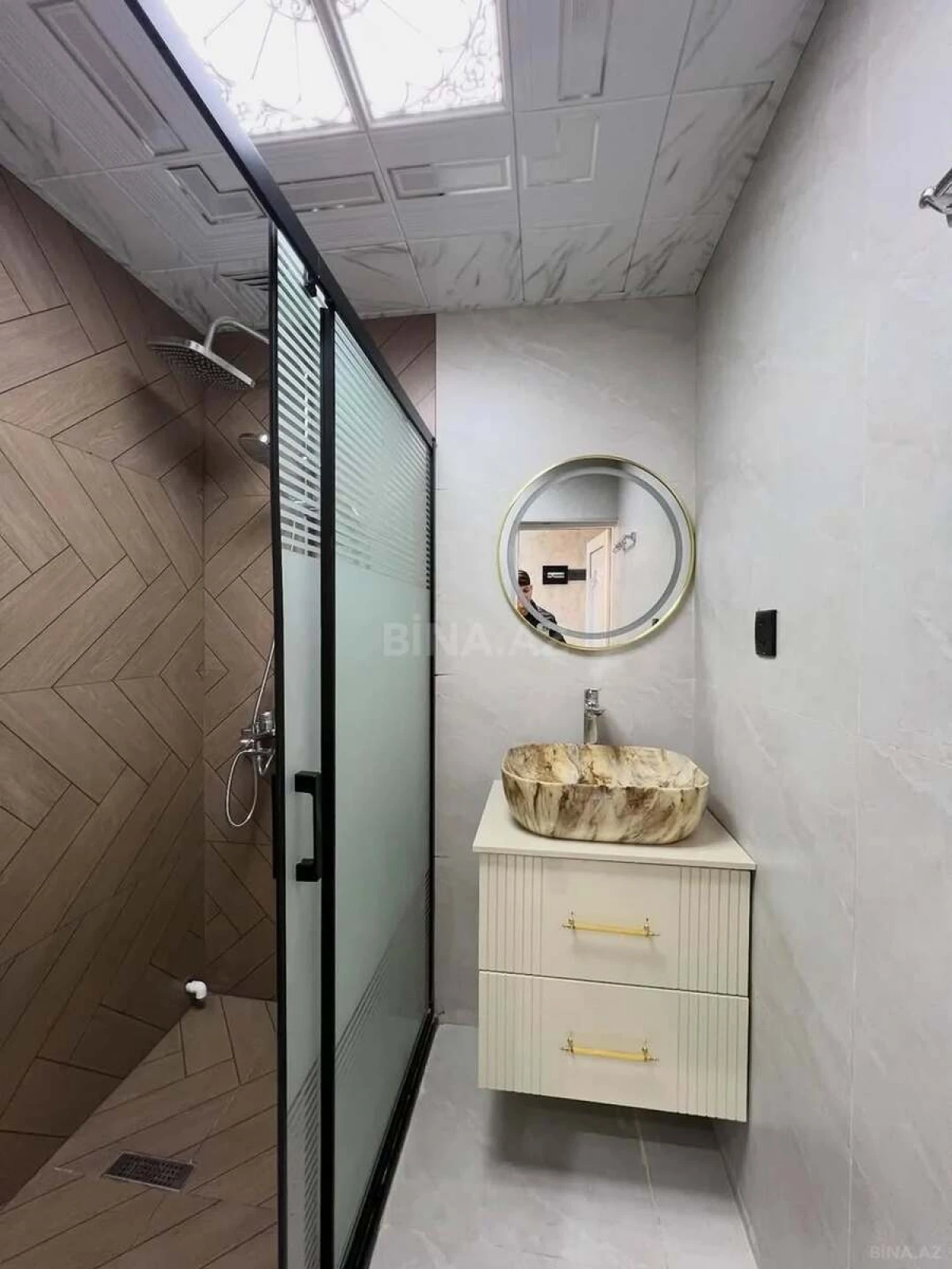 Satılır 2 otaqlı mənzil 60 m²