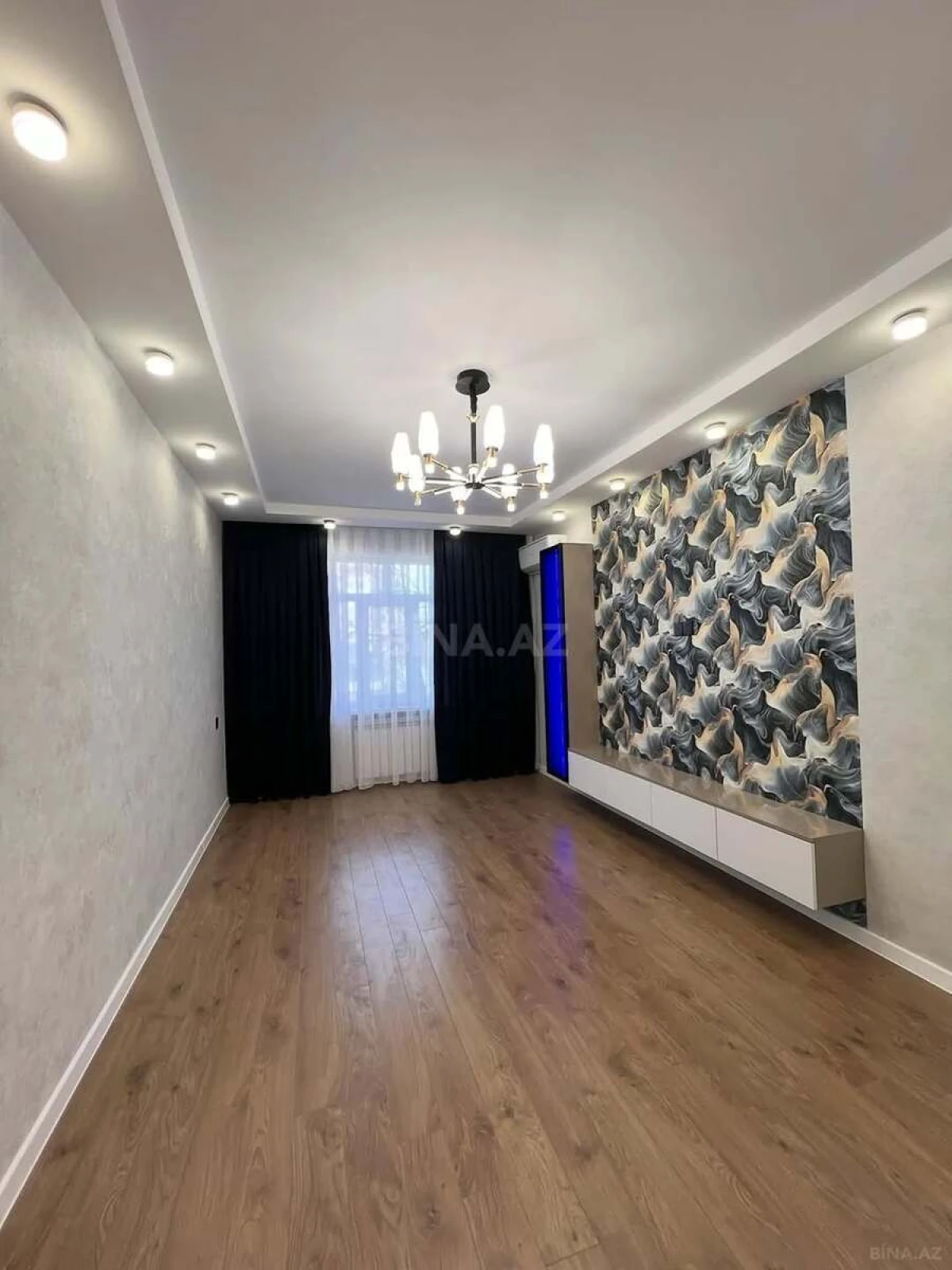 Satılır 2 otaqlı mənzil 60 m²