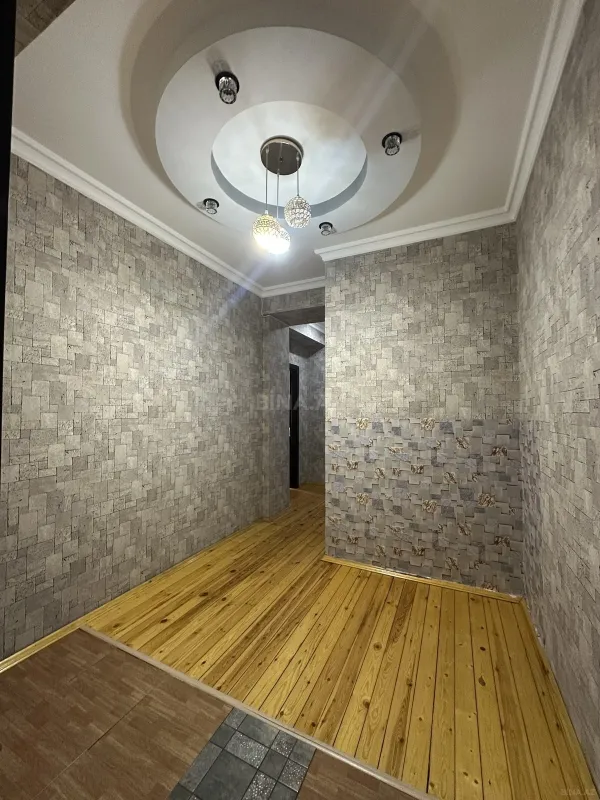 Satılır 2 otaqlı mənzil 53 m²