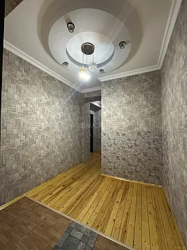Satılır 2 otaqlı mənzil 53 m²
