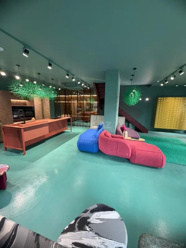 Kirayə verilir obyekt 150 m²