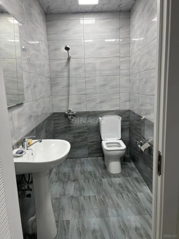 Kirayə verilir 2 otaqlı mənzil 60 m²