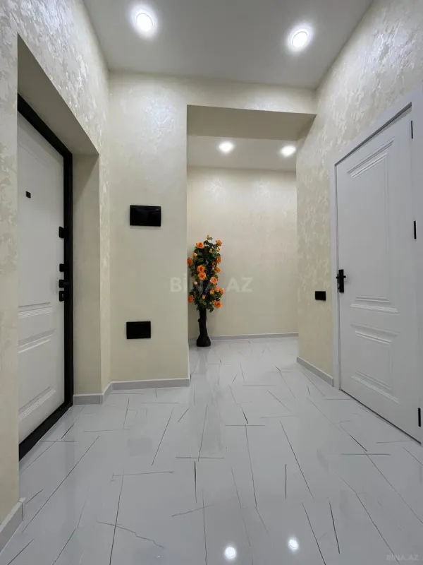 Satılır 3 otaqlı mənzil 93 m²