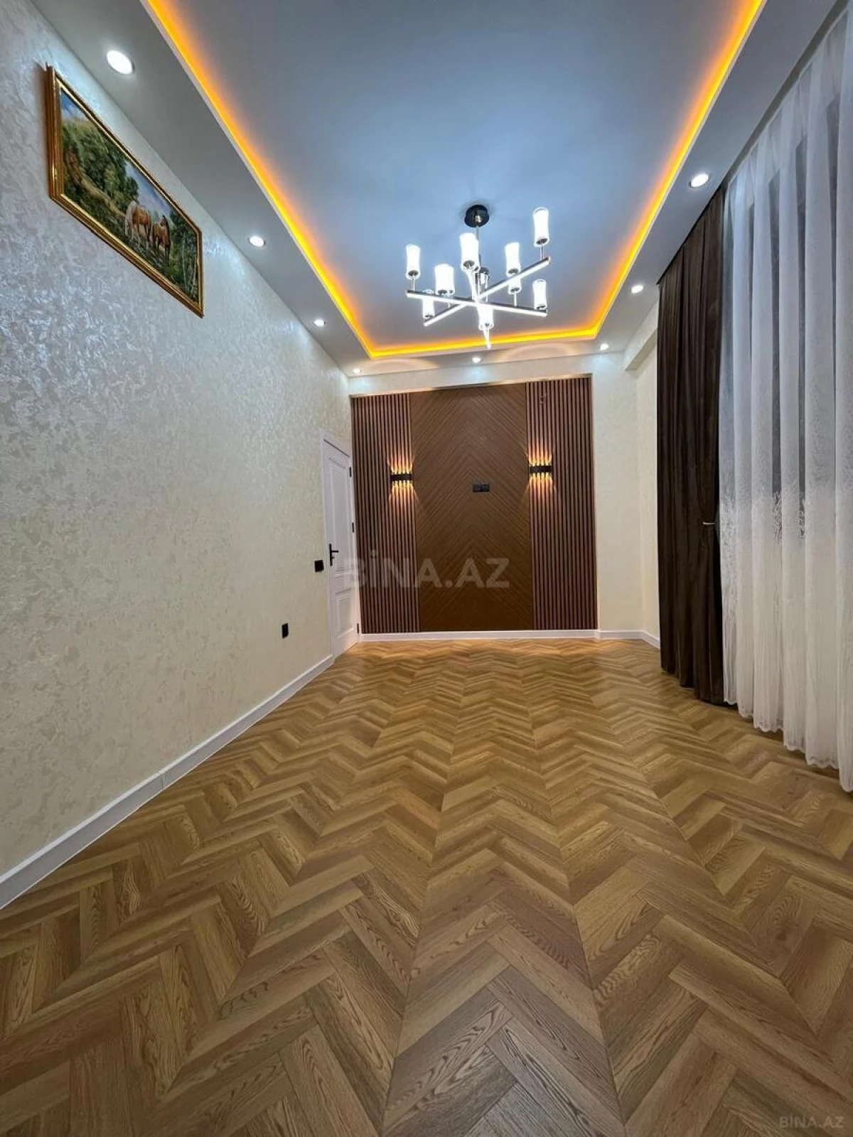 Satılır 3 otaqlı mənzil 93 m²