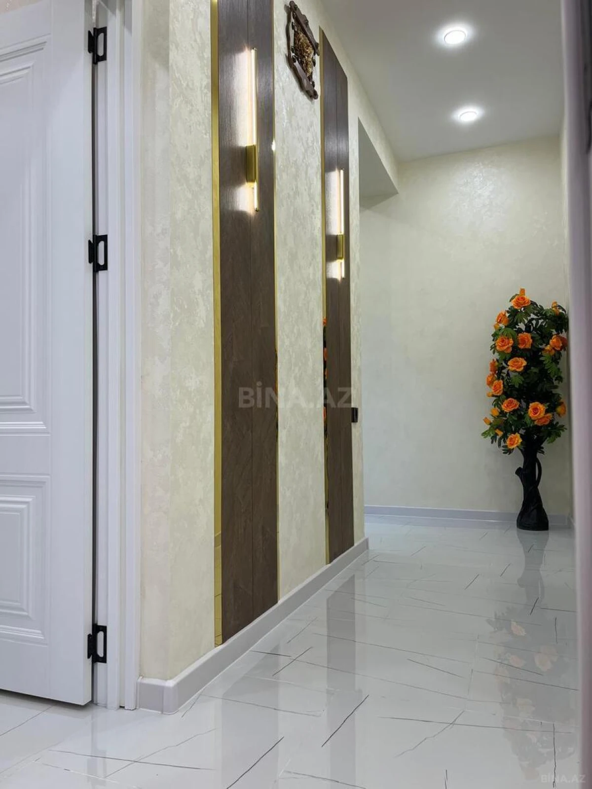 Satılır 3 otaqlı mənzil 93 m²