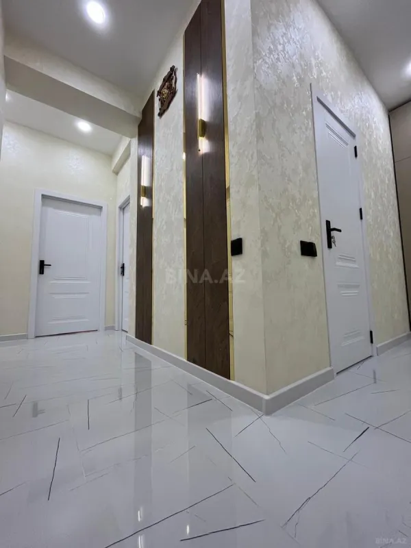 Satılır 3 otaqlı mənzil 93 m²