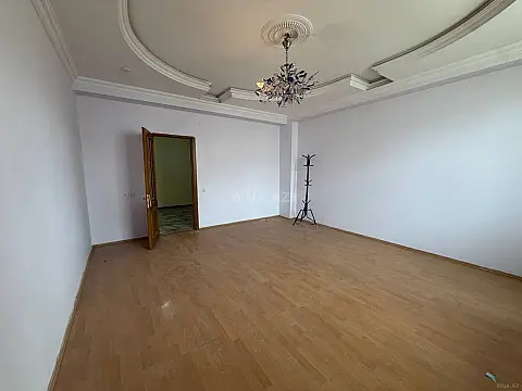 Satılır 3 otaqlı mənzil 113 m²