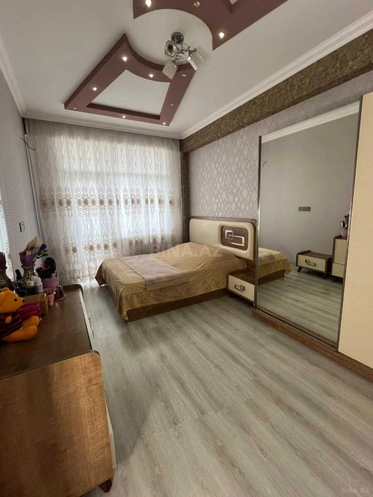 Kirayə verilir 2 otaqlı mənzil 67 m²