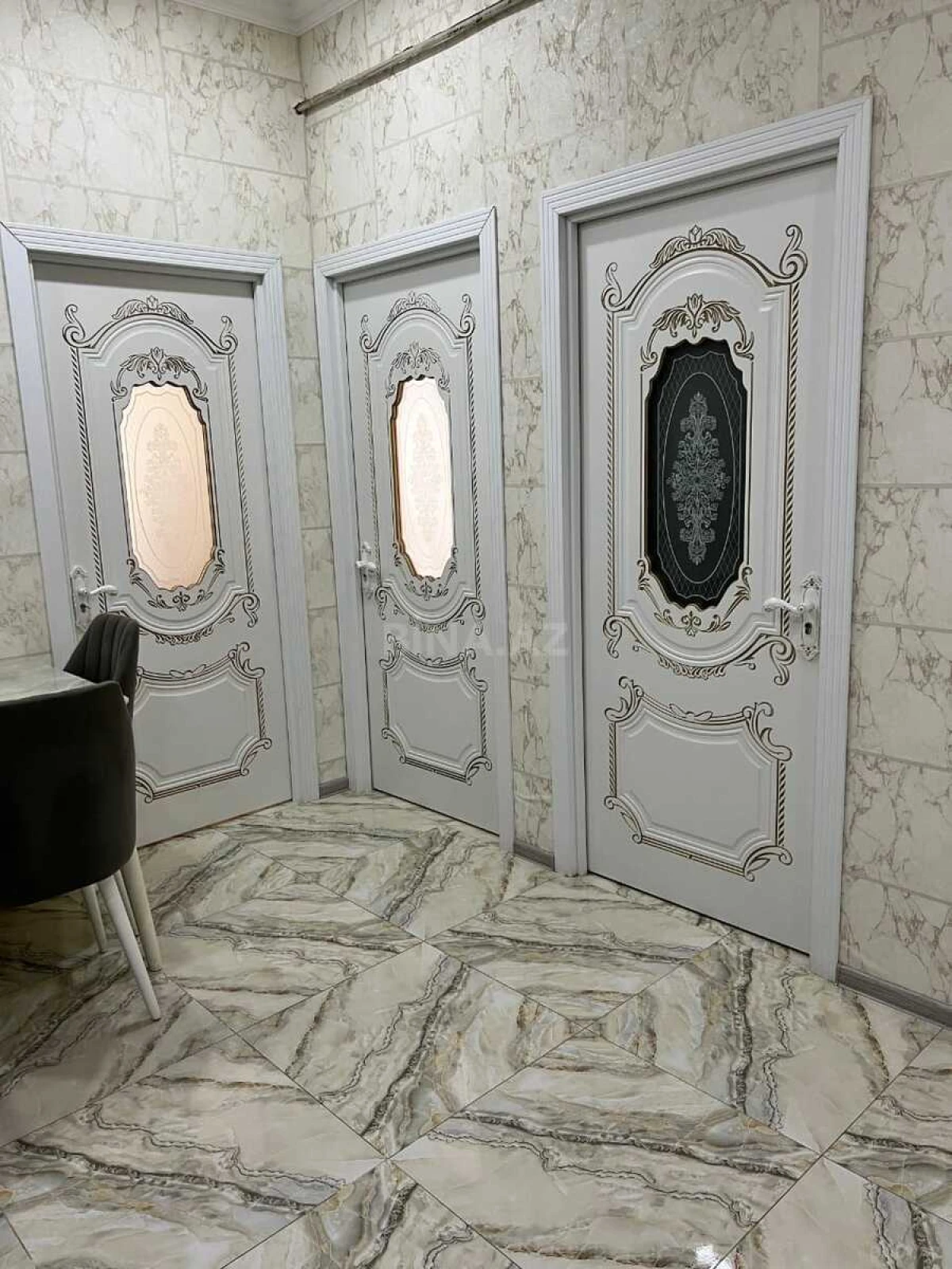 Kirayə verilir 2 otaqlı mənzil 67 m²