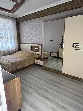 Kirayə verilir 2 otaqlı mənzil 67 m²
