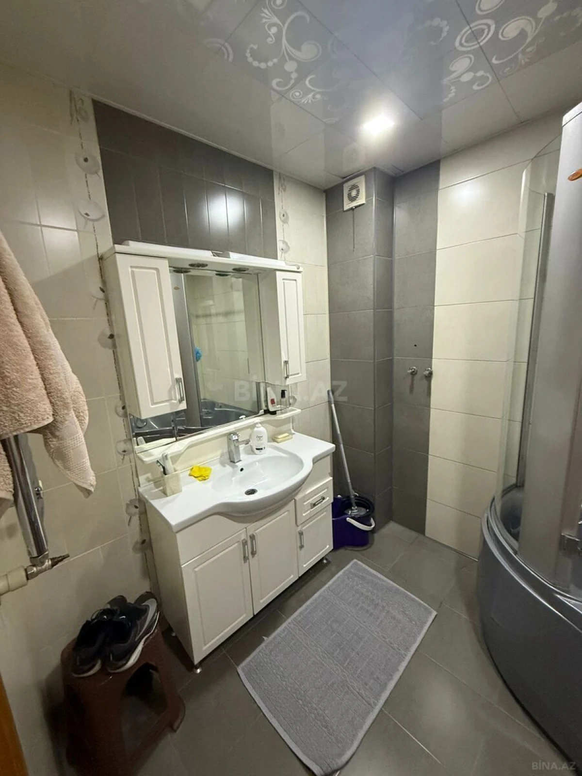Satılır 3 otaqlı mənzil 127 m²