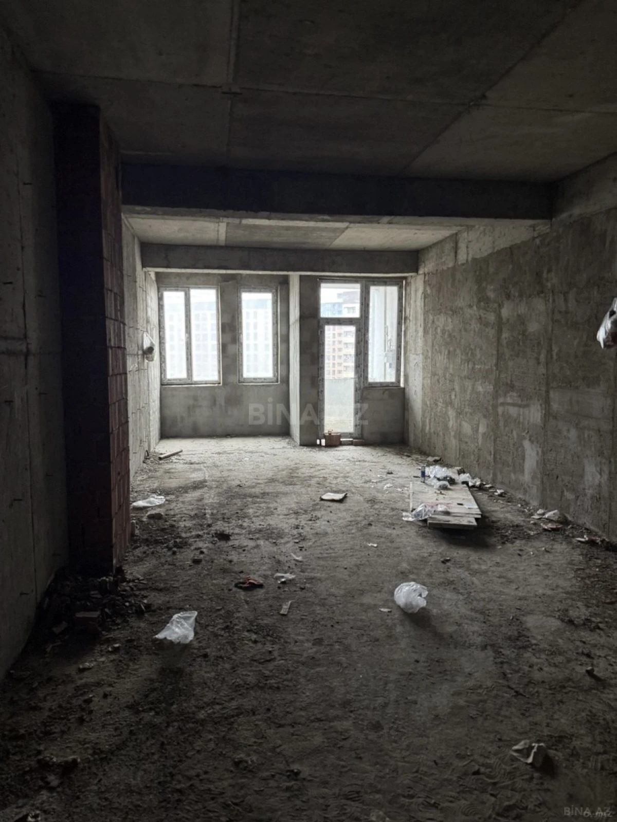 Satılır 2 otaqlı mənzil 62 m²