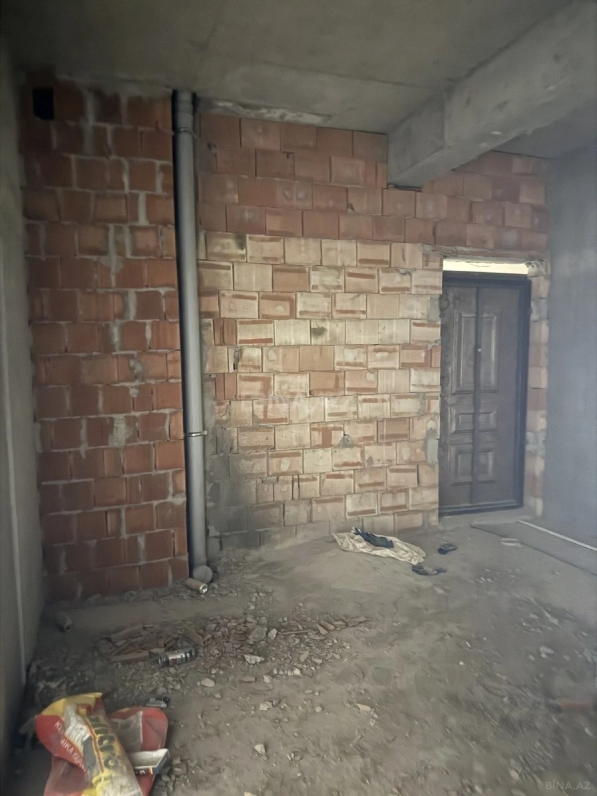 Satılır 2 otaqlı mənzil 62 m²