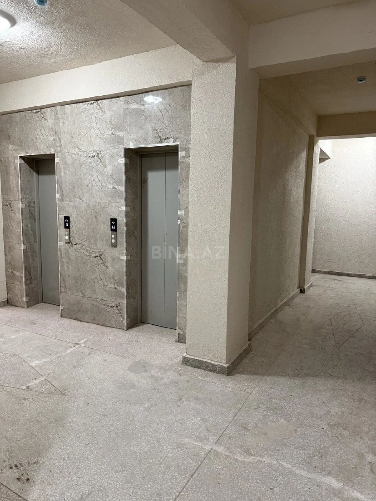 Satılır 2 otaqlı mənzil 62 m²