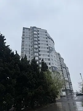 Satılır 2 otaqlı mənzil 62 m²
