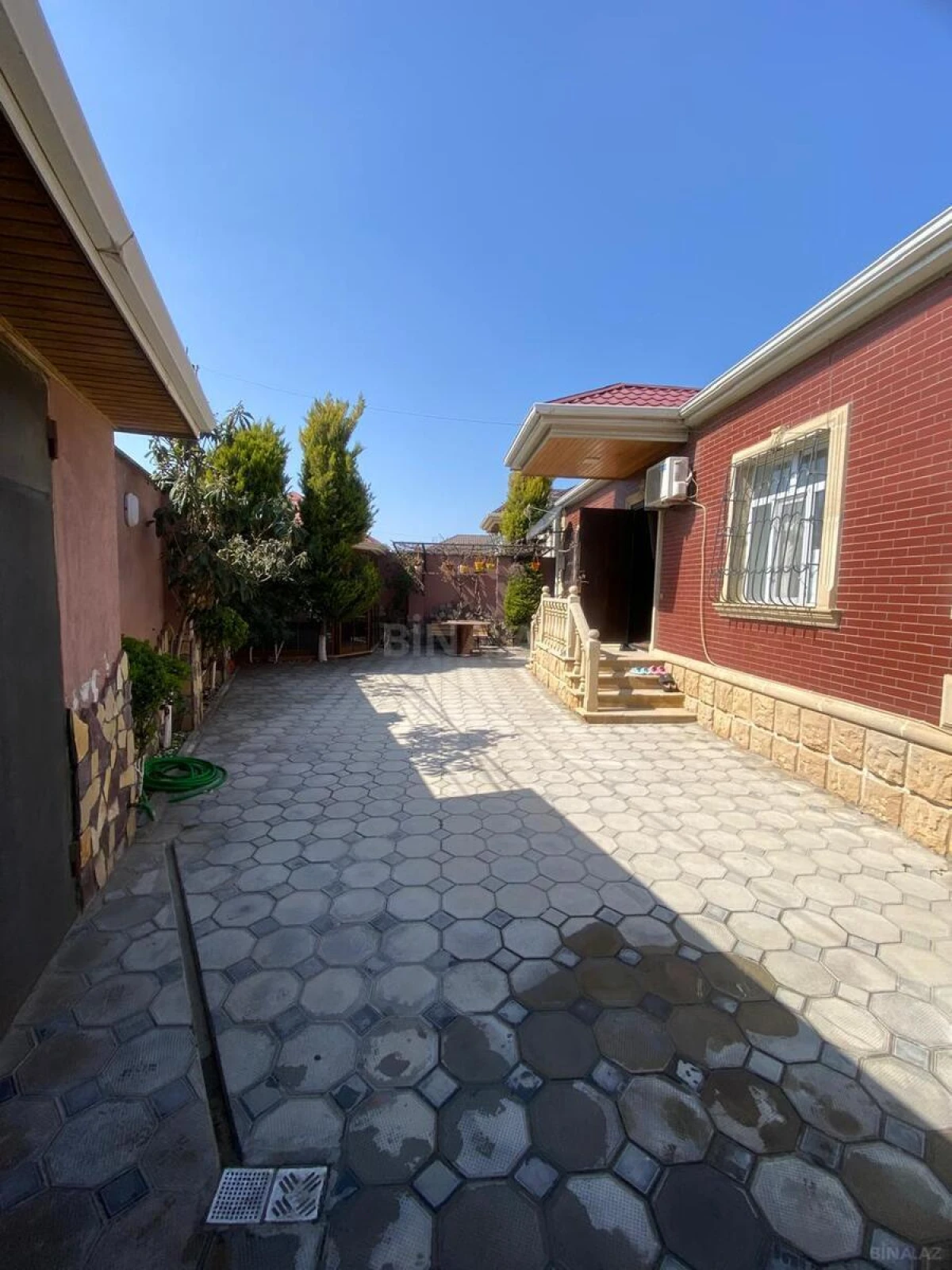 Satılır 3 otaqlı həyət evi 115 m²