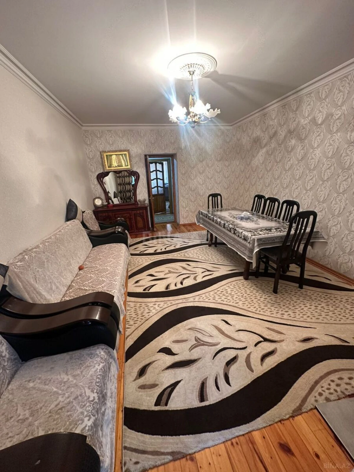 Satılır 3 otaqlı mənzil 83 m²
