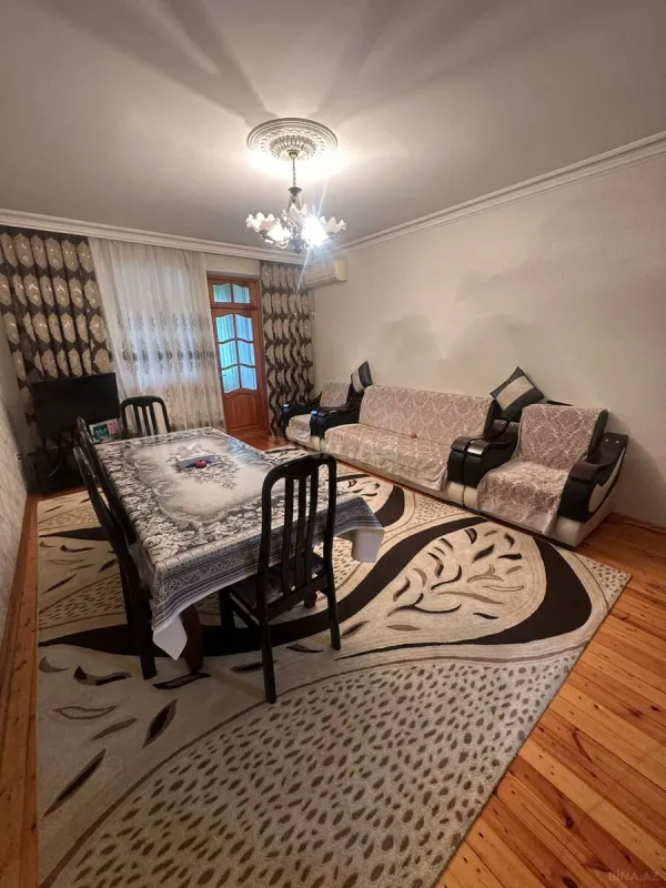 Satılır 3 otaqlı mənzil 83 m²