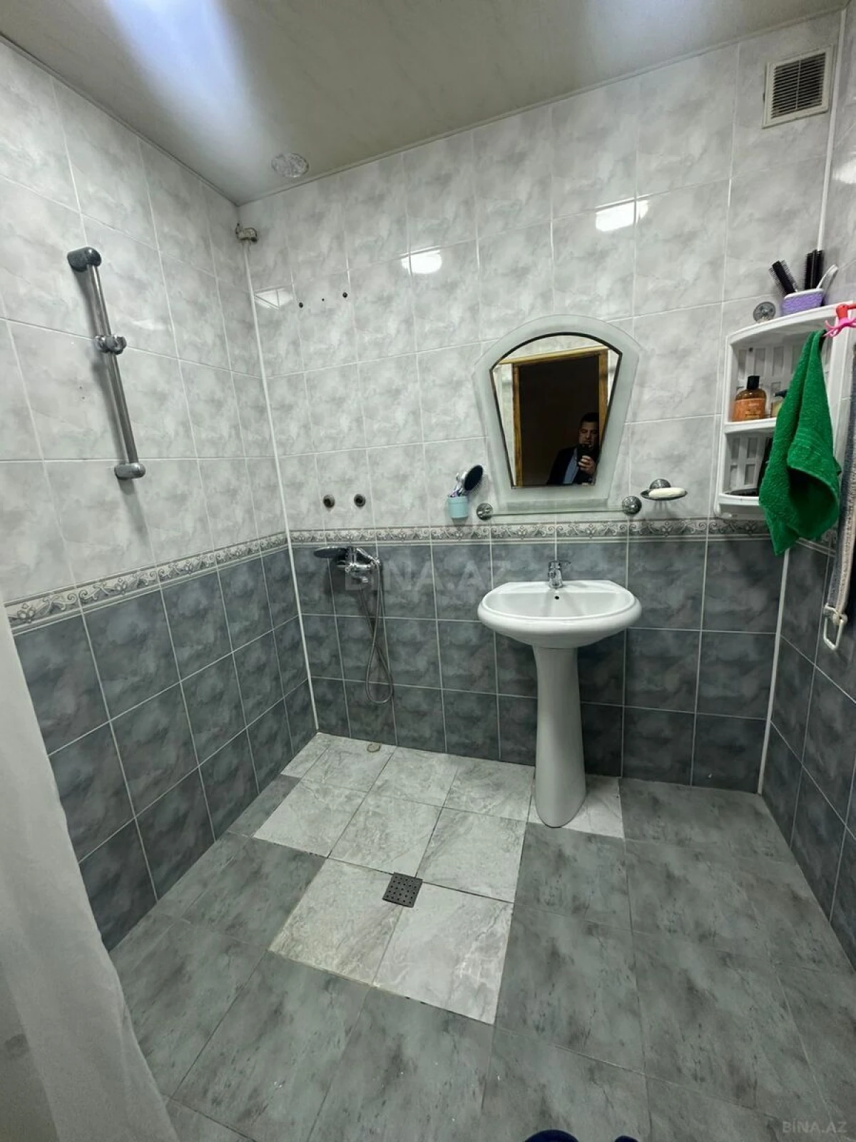 Satılır 3 otaqlı mənzil 83 m²