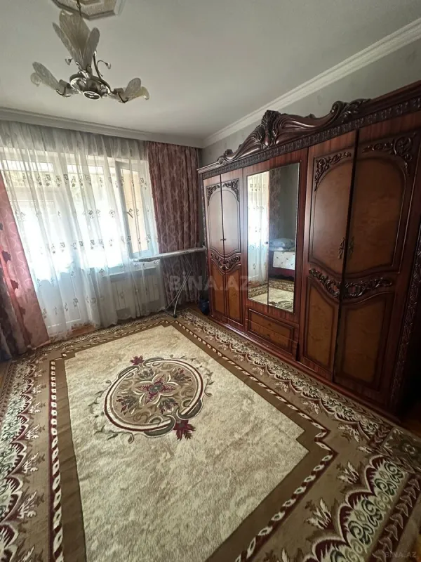 Satılır 3 otaqlı mənzil 83 m²
