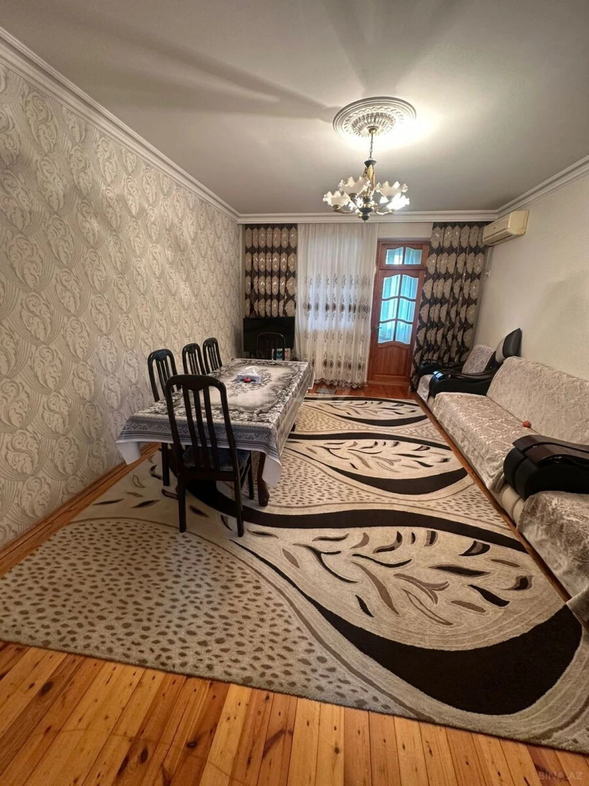 Satılır 3 otaqlı mənzil 83 m²