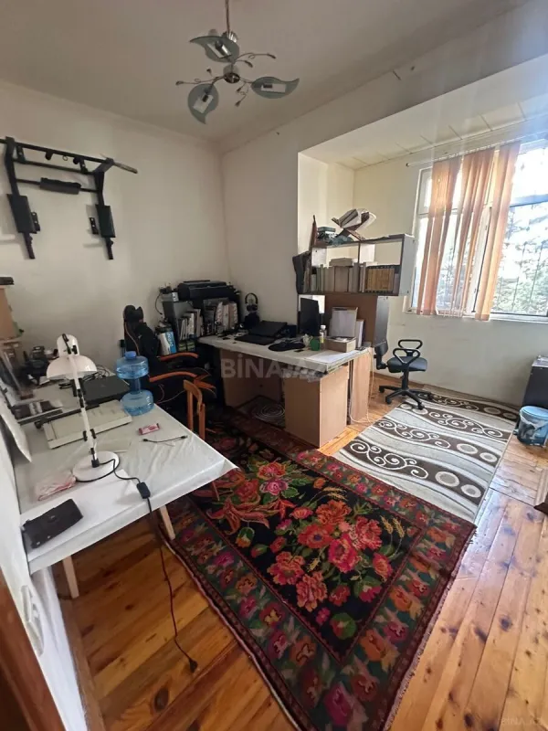 Satılır 3 otaqlı mənzil 83 m²