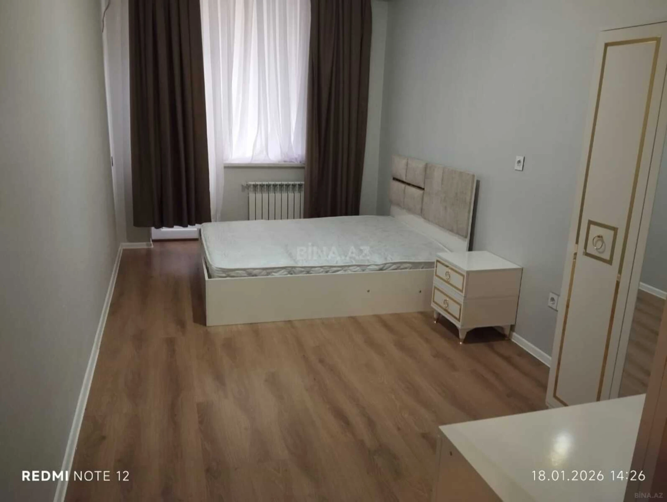 Kirayə verilir 2 otaqlı mənzil 70 m²