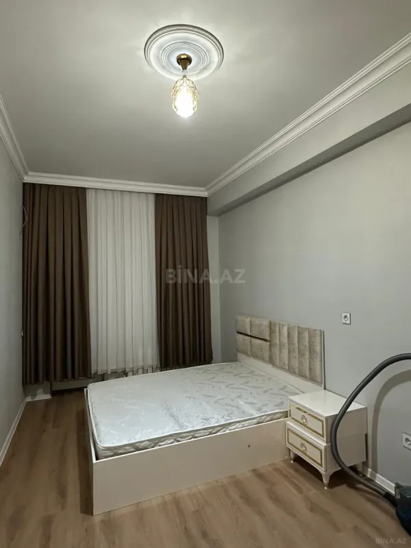 Kirayə verilir 2 otaqlı mənzil 70 m²
