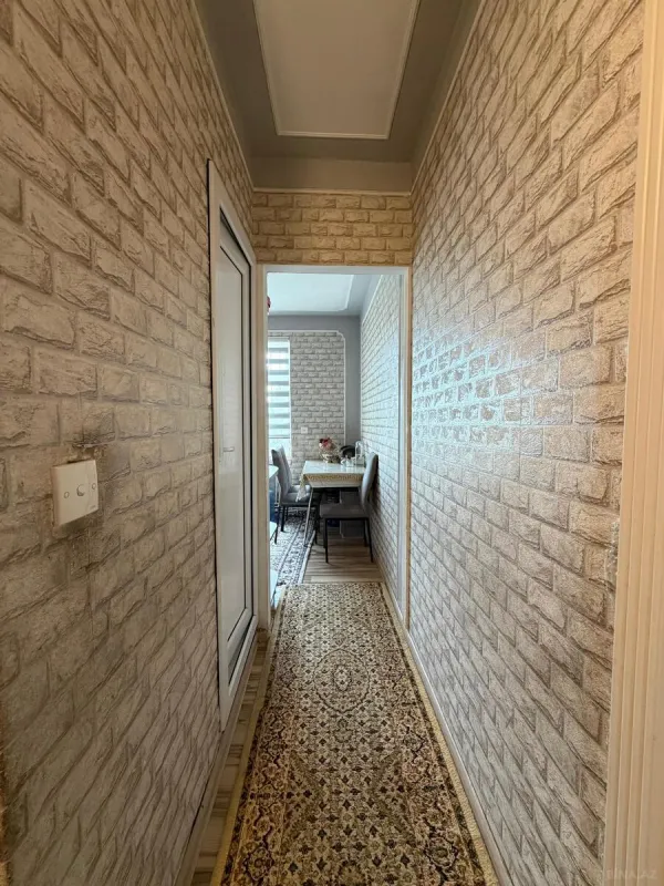 Satılır 2 otaqlı mənzil 55 m²