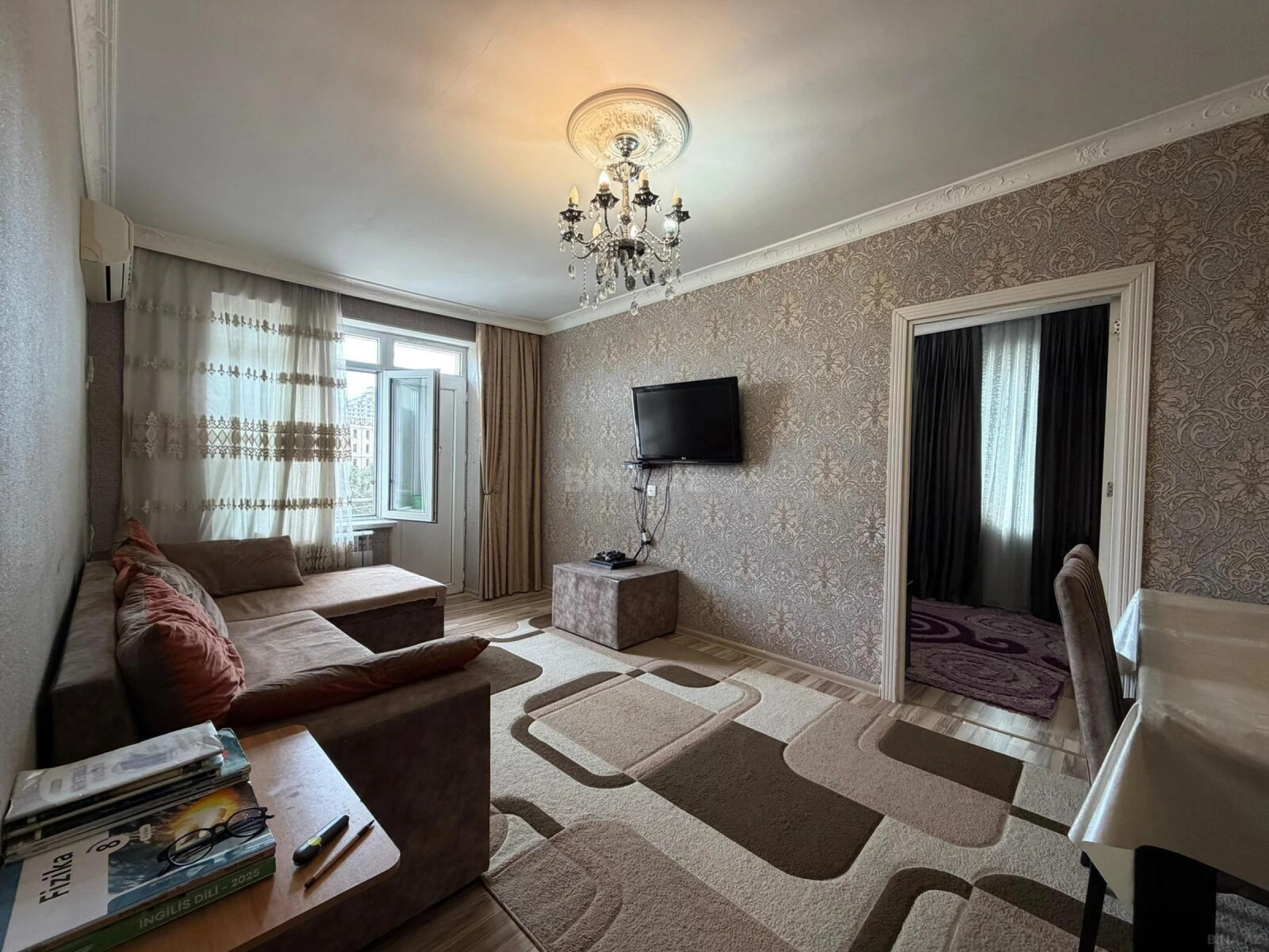 Satılır 2 otaqlı mənzil 55 m²