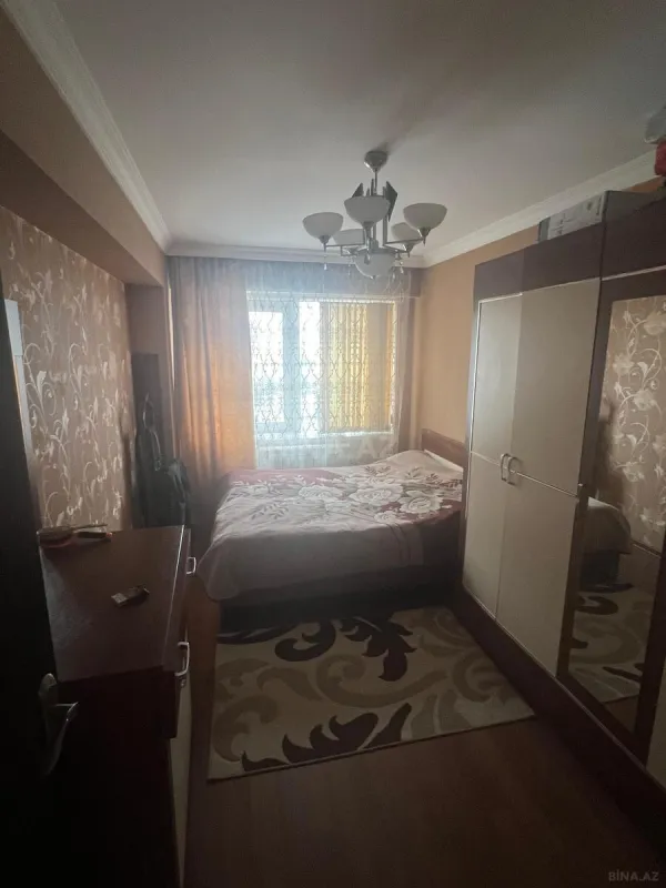 Satılır 2 otaqlı mənzil 75 m²