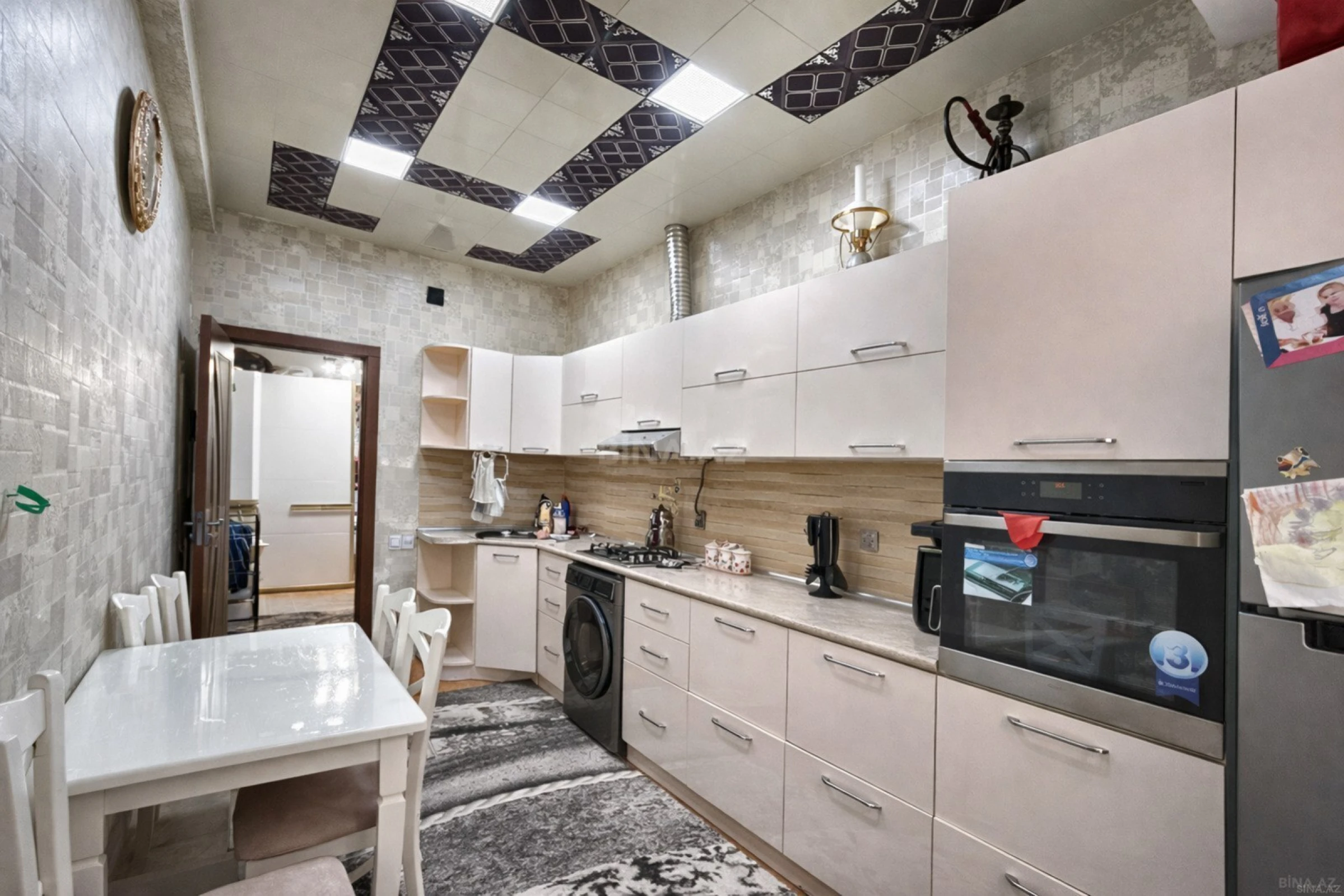Satılır 3 otaqlı mənzil 82 m²