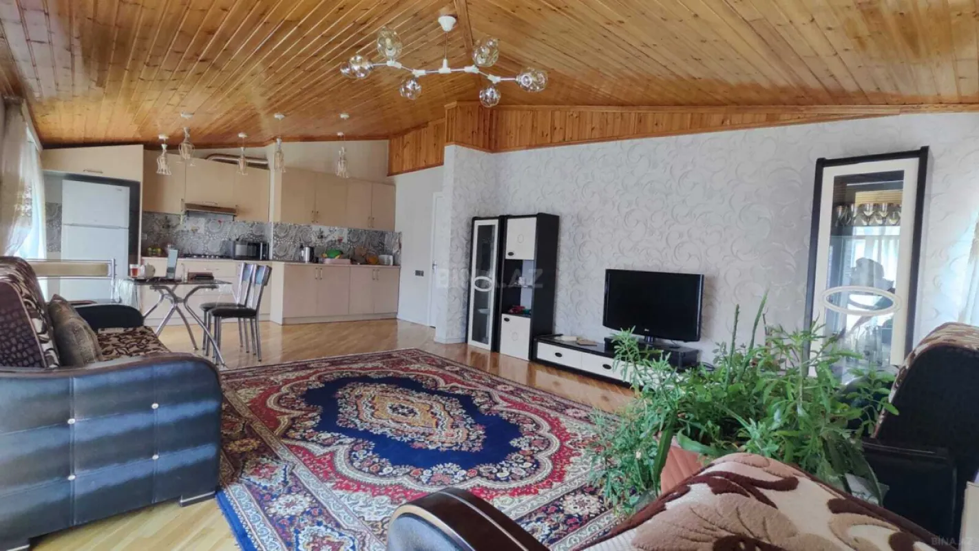 Kirayə verilir 3 otaqlı mənzil 130 m²