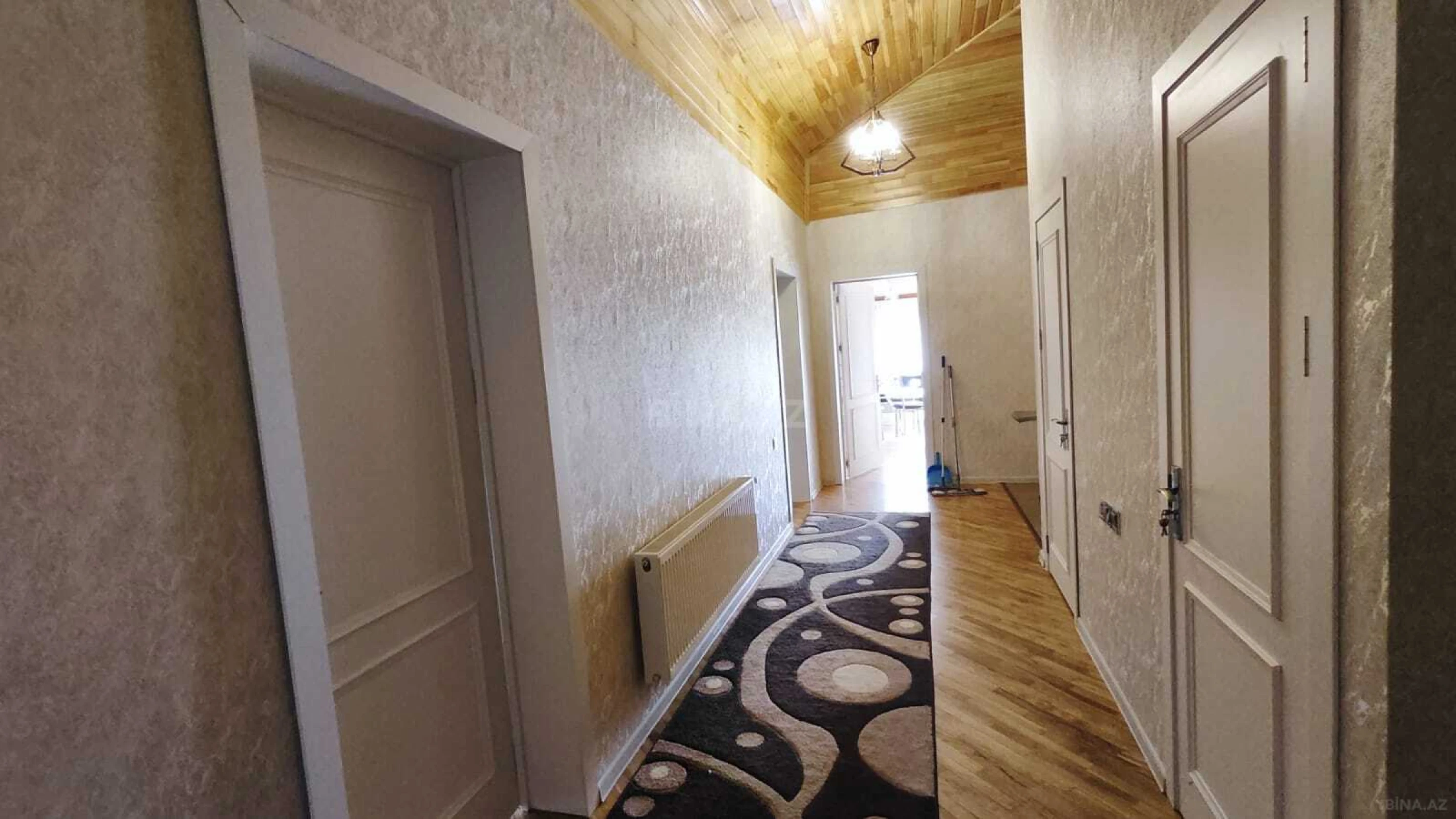 Kirayə verilir 3 otaqlı mənzil 130 m²