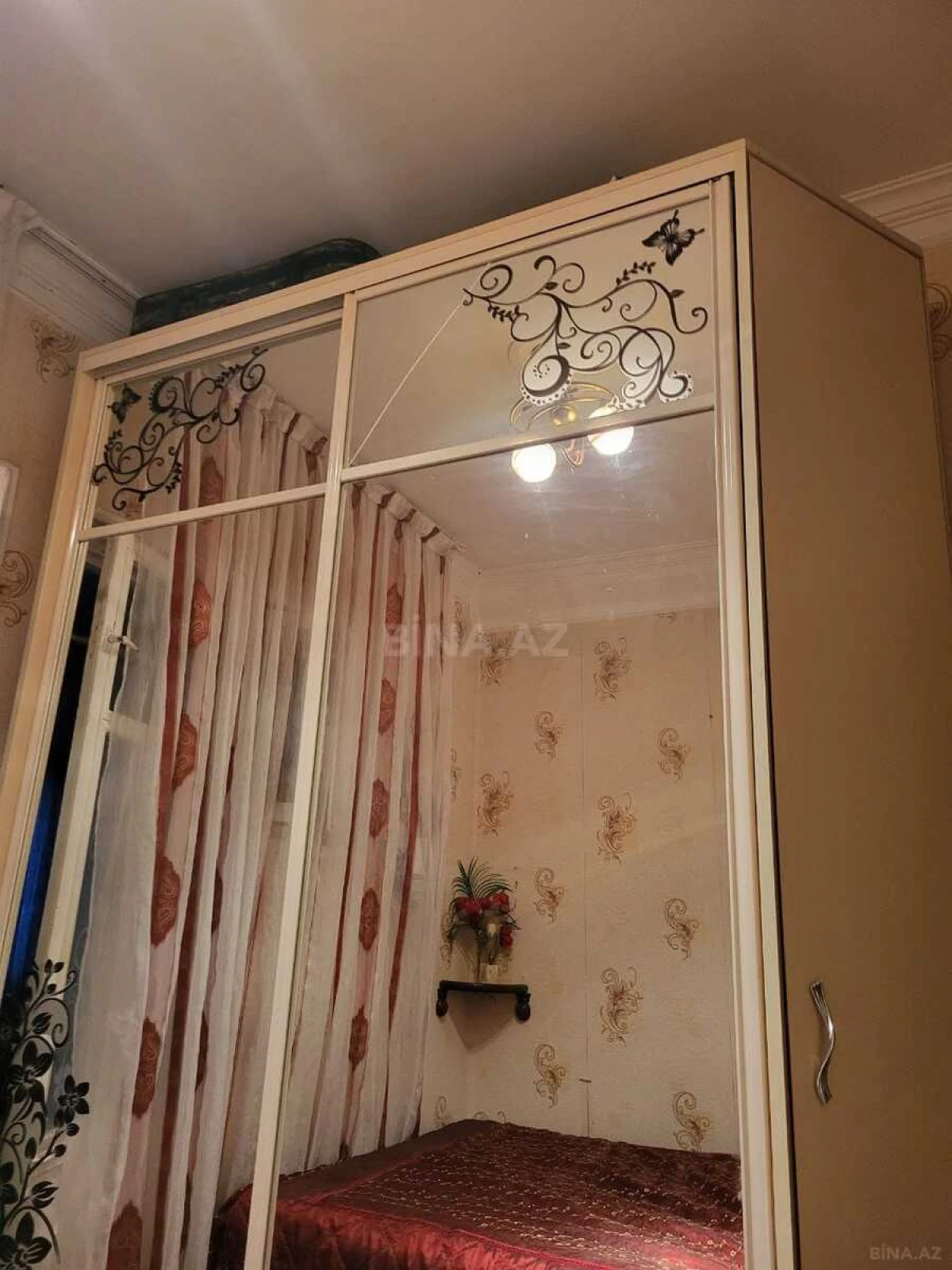 Satılır 2 otaqlı mənzil 32 m²