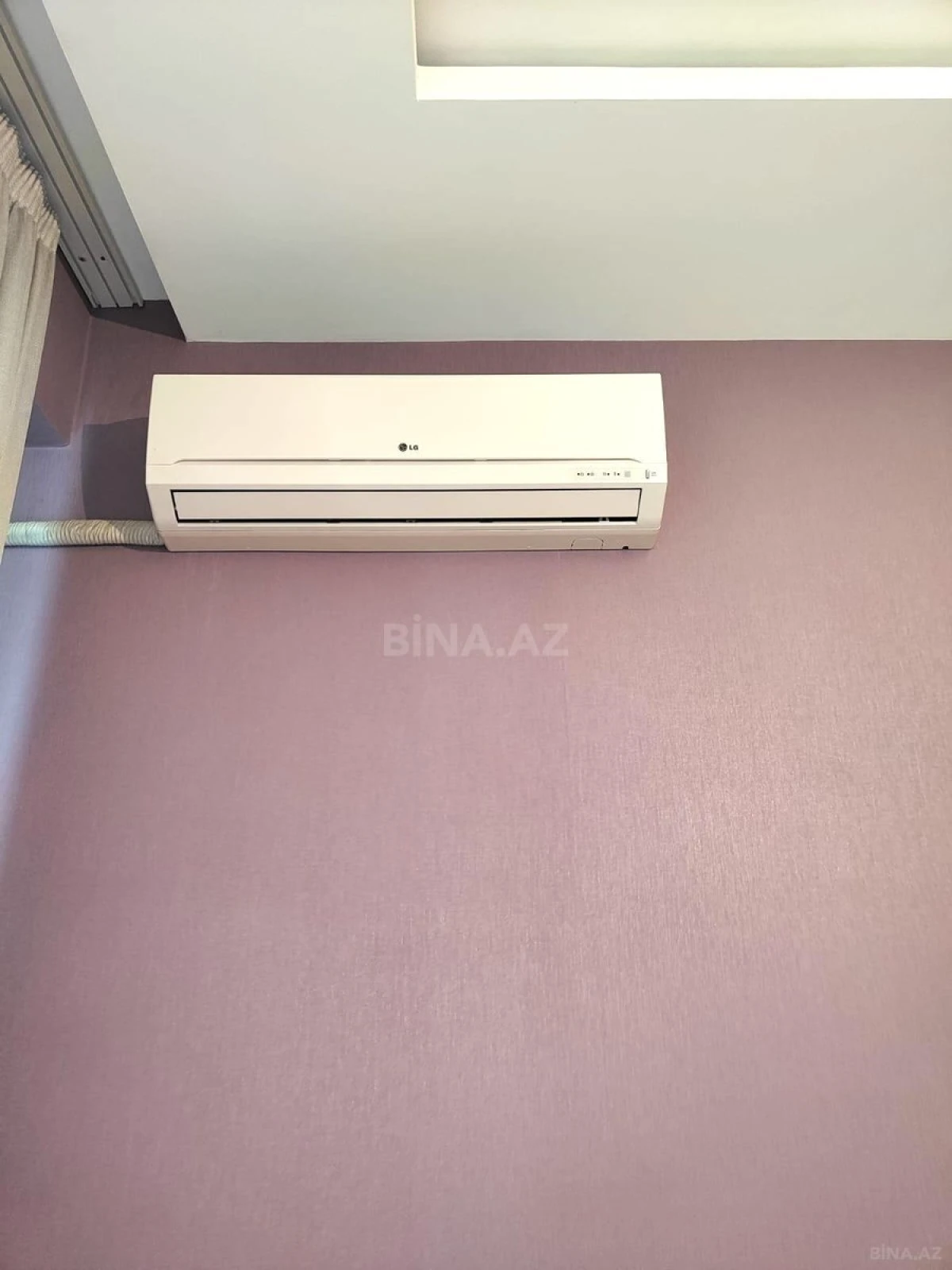 Kirayə verilir 2 otaqlı mənzil 92 m²