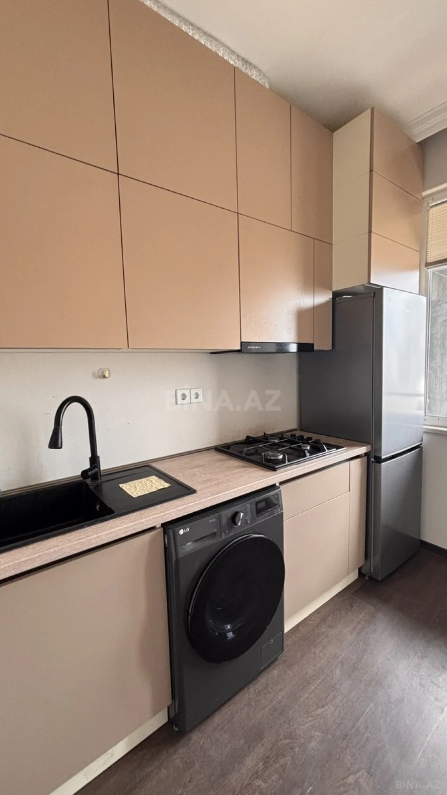 Satılır 2 otaqlı mənzil 60 m²