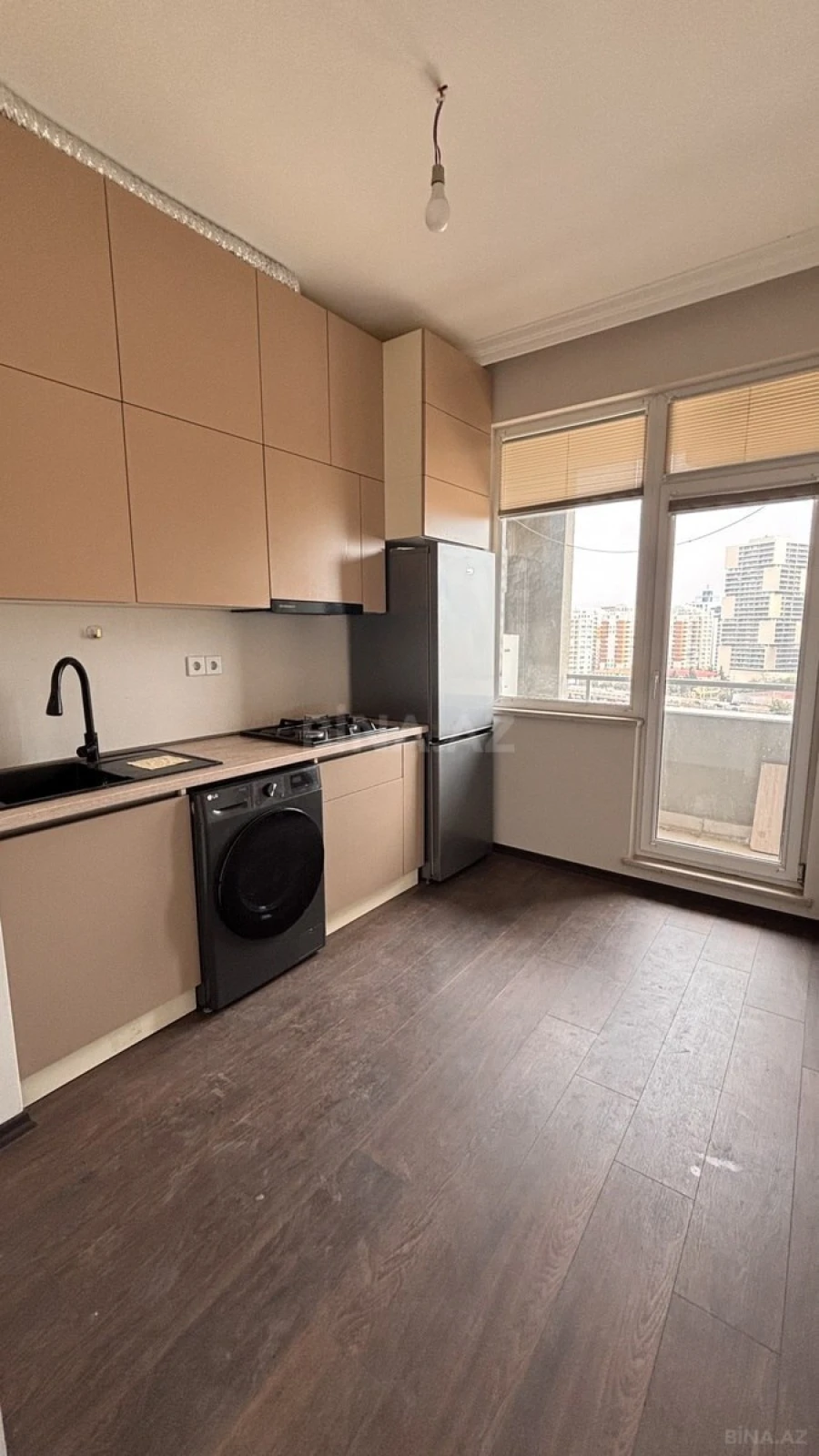 Satılır 2 otaqlı mənzil 60 m²