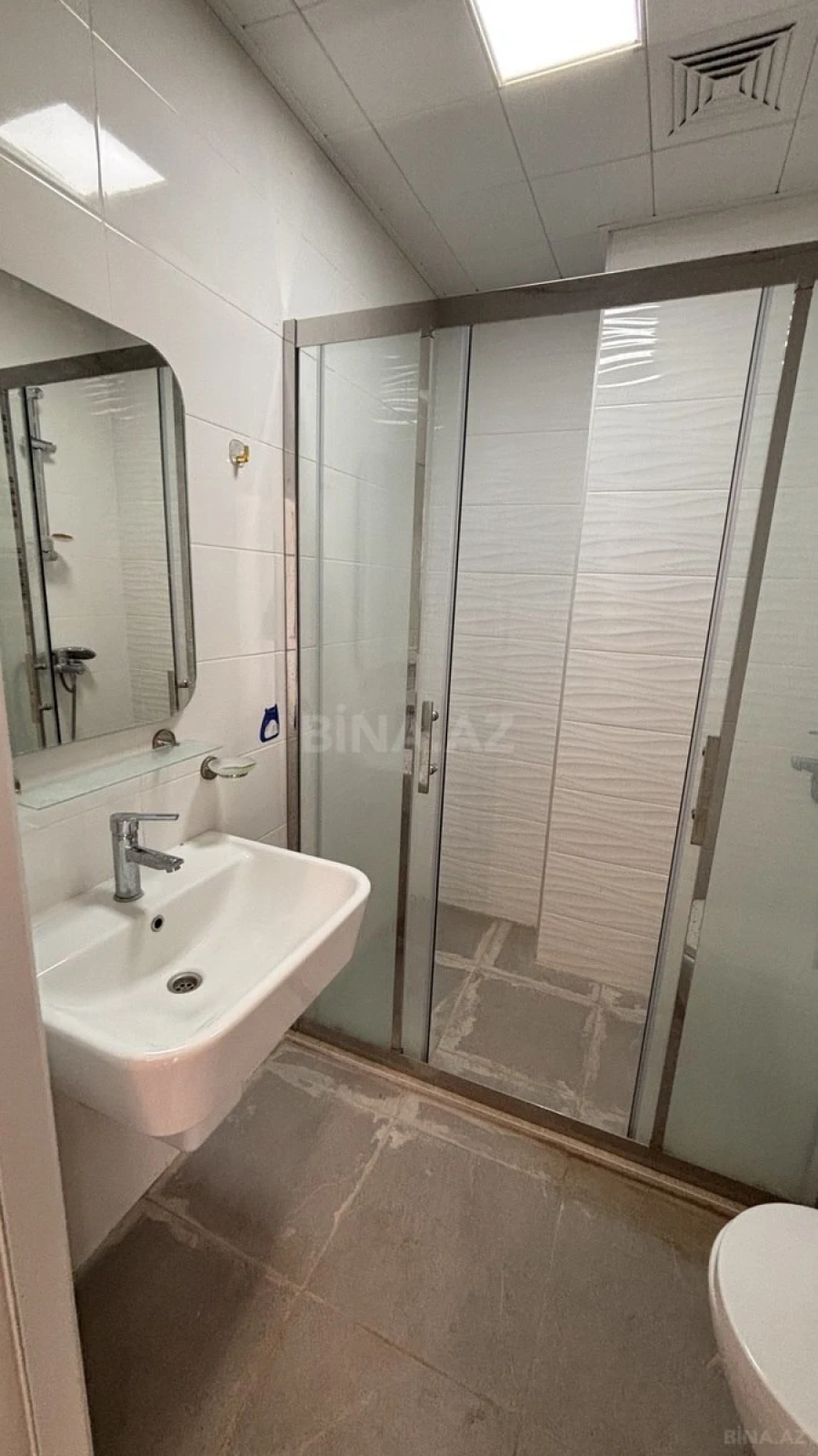 Satılır 2 otaqlı mənzil 60 m²