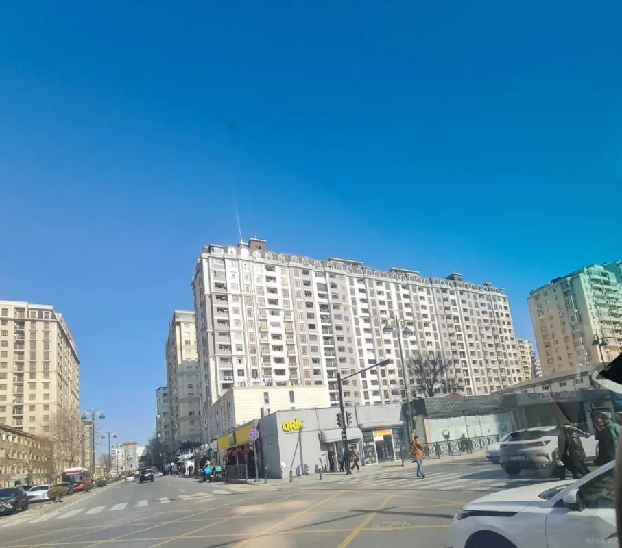 Kirayə verilir 2 otaqlı mənzil 110 m²