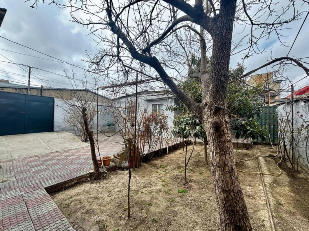 Satılır 5 otaqlı həyət evi 171.7 m²